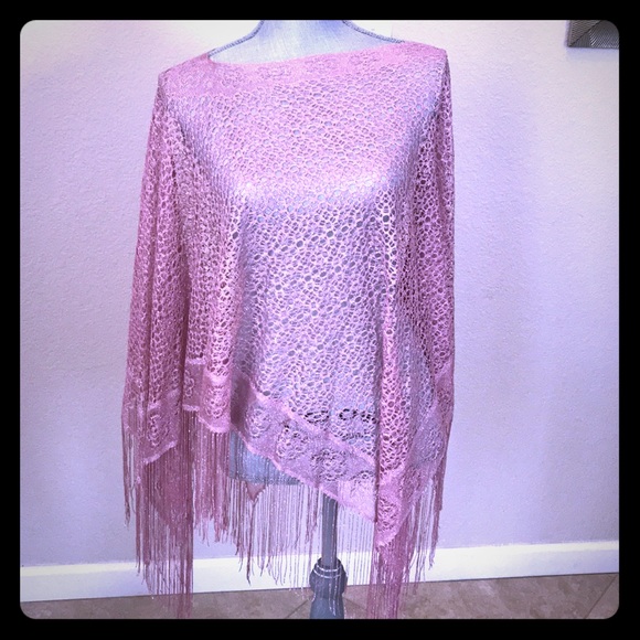 Tabloid Tops - Pink Metallic Shawl NWOT